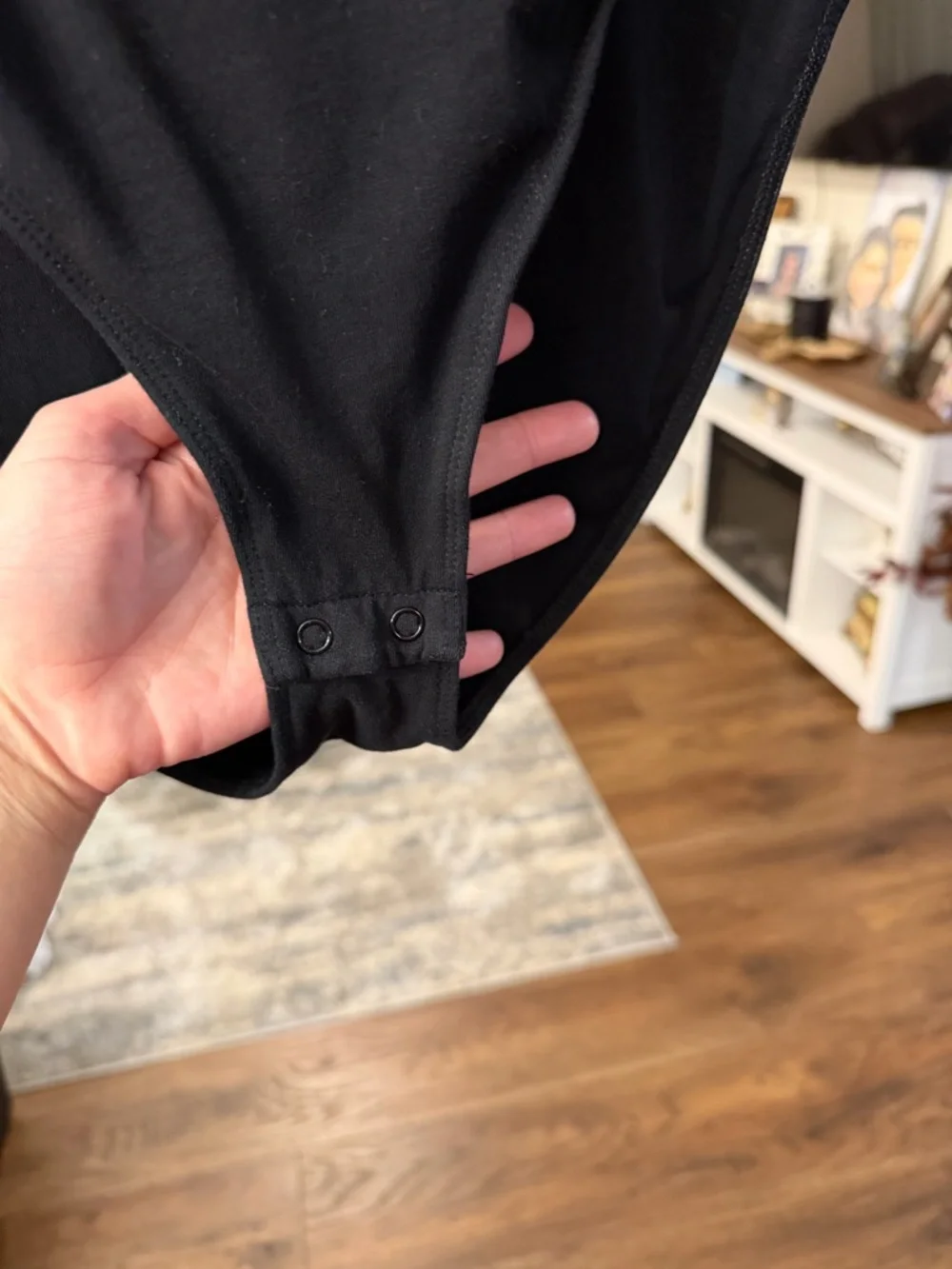 Old Navy Black Long Sleeve Scoop Neck Bodysuit - Picture 4 of 5